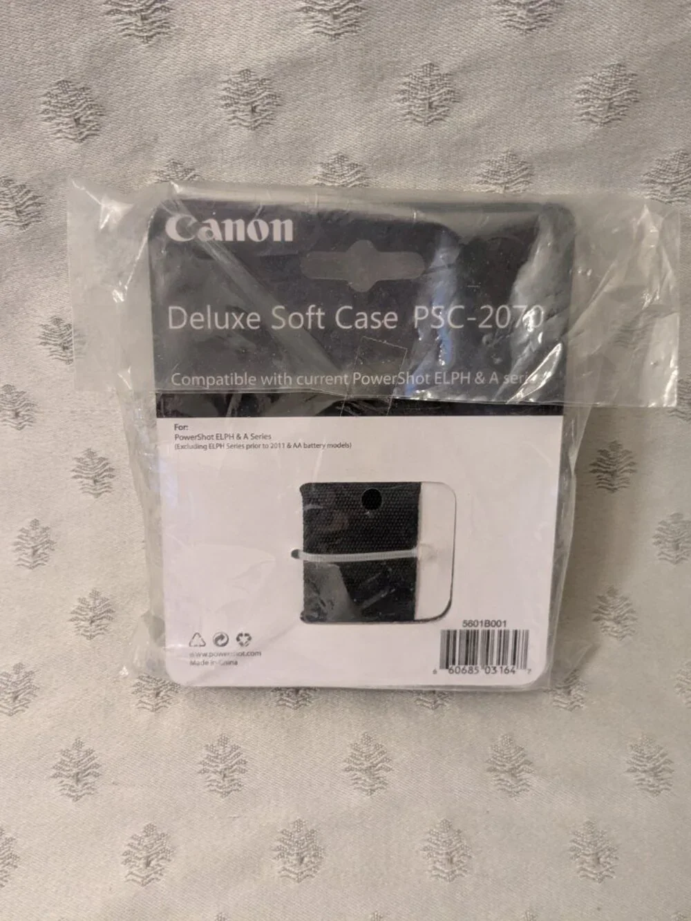 New. Canon Power Shot Deluxe Soft Case PSC-2070